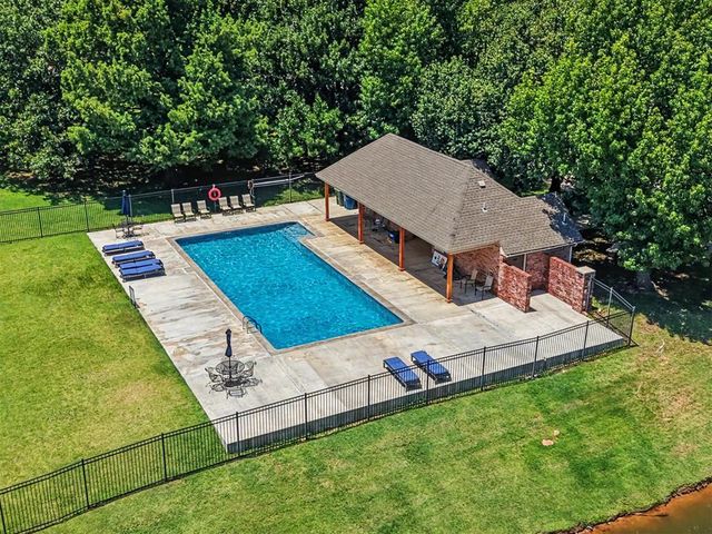 4104 Ainsley Court, Edmond, OK 73034