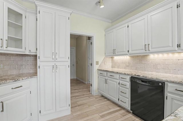 4104 Ainsley Court, Edmond, OK 73034