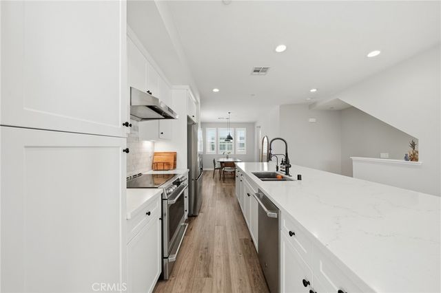 160 Gwen Lane, La Habra, CA 90631