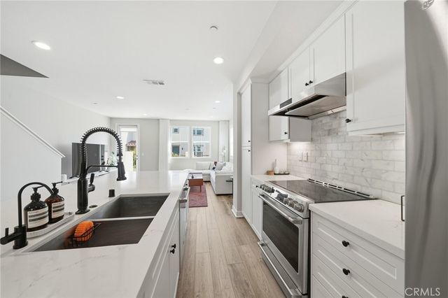 160 Gwen Lane, La Habra, CA 90631