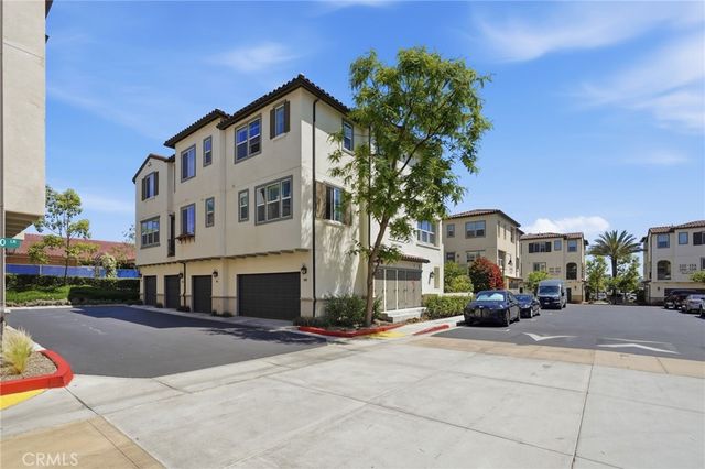 160 Gwen Lane, La Habra, CA 90631