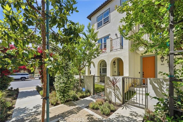 160 Gwen Lane, La Habra, CA 90631