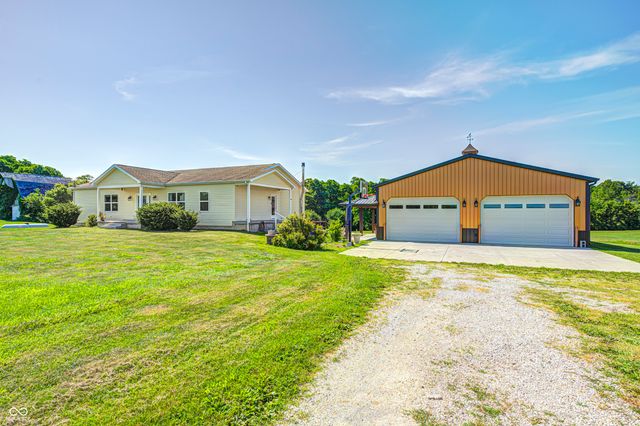 4297 W Division Road, Crawfordsville, IN 47933