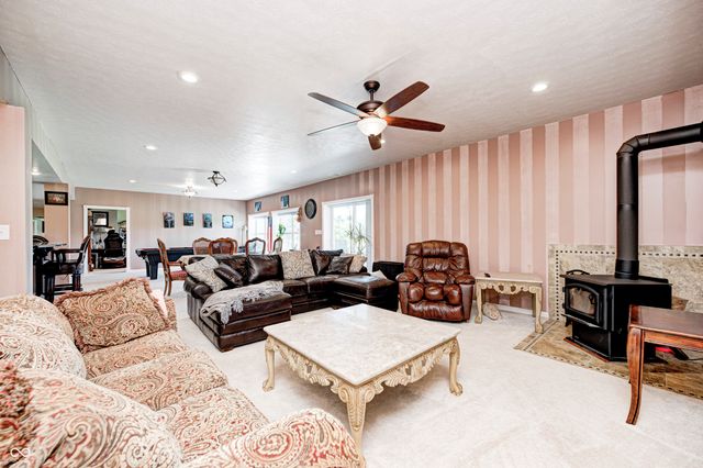 4297 W Division Road, Crawfordsville, IN 47933