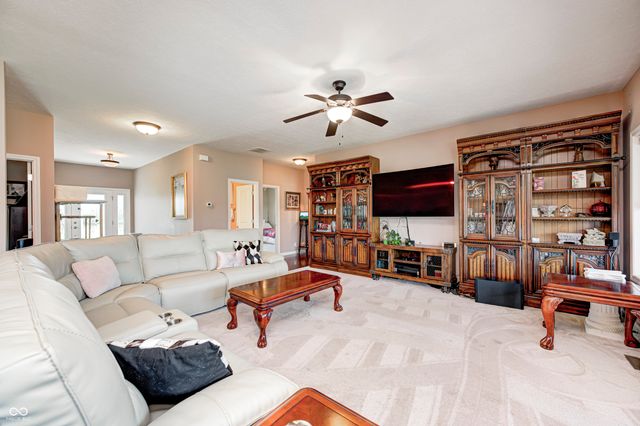 4297 W Division Road, Crawfordsville, IN 47933