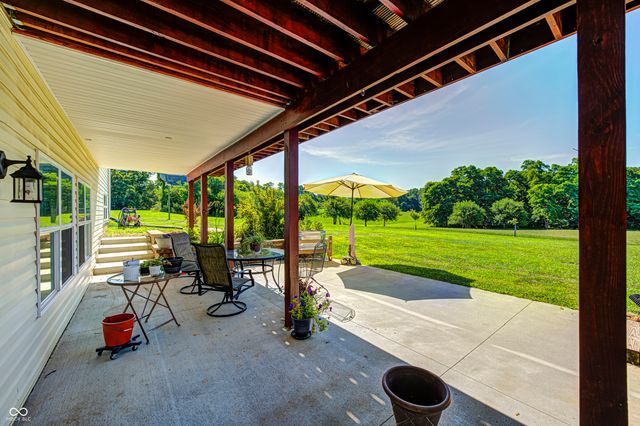 4297 W Division Road, Crawfordsville, IN 47933