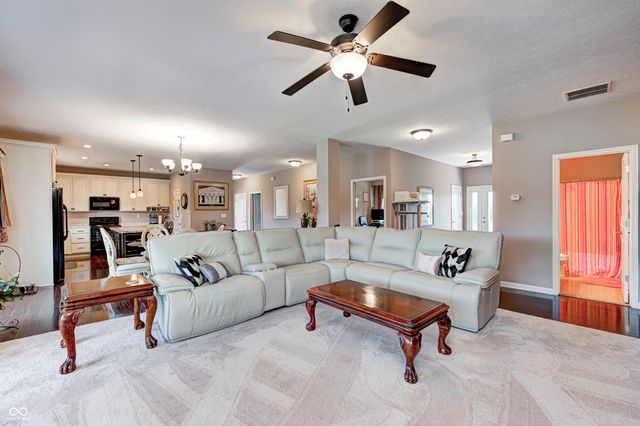 4297 W Division Road, Crawfordsville, IN 47933