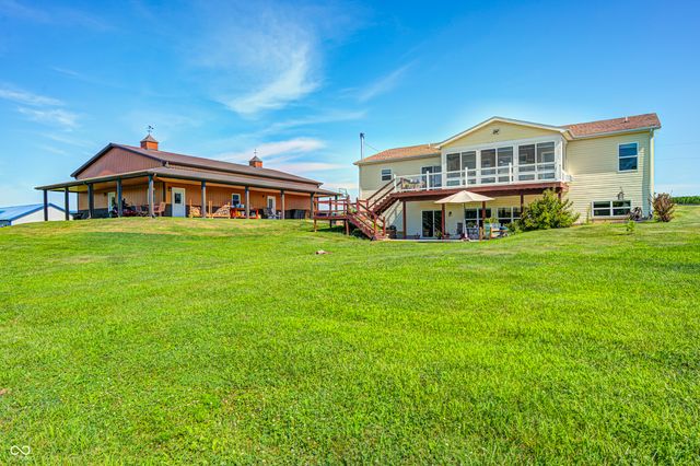 4297 W Division Road, Crawfordsville, IN 47933