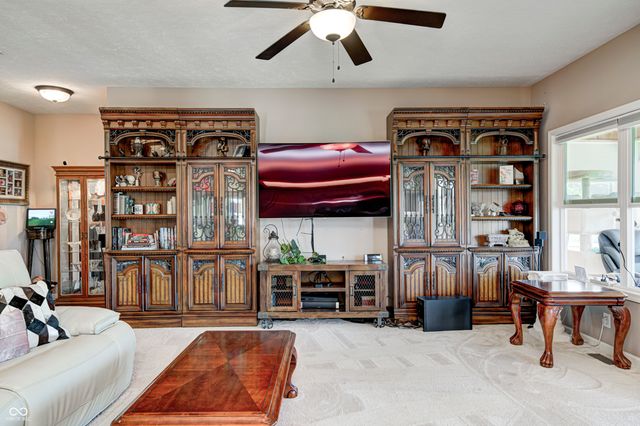 4297 W Division Road, Crawfordsville, IN 47933