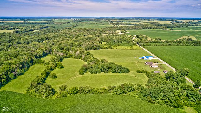 4297 W Division Road, Crawfordsville, IN 47933