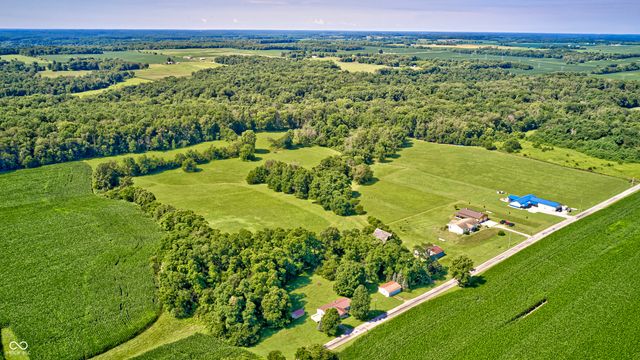 4297 W Division Road, Crawfordsville, IN 47933