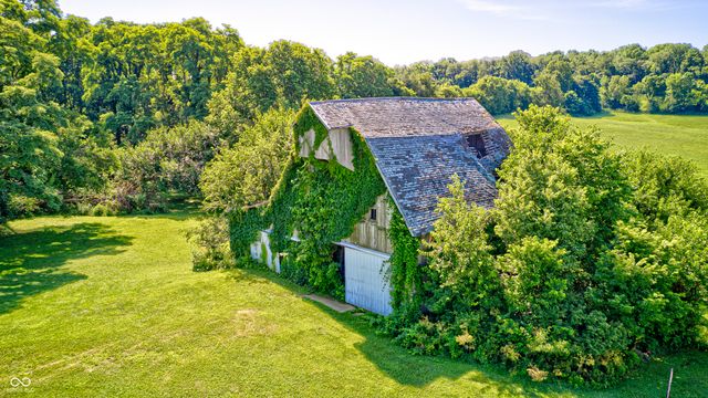 4297 W Division Road, Crawfordsville, IN 47933