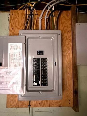 150 Washington St, Leominster, MA 01453