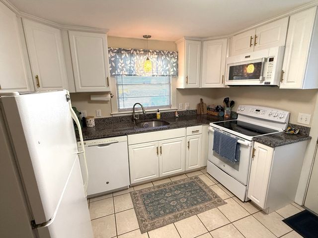 150 Washington St, Leominster, MA 01453