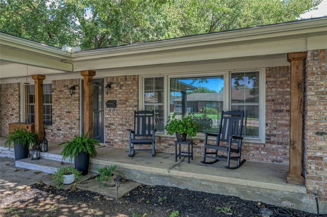 112 Pecan Street, Whitesboro, TX 76273