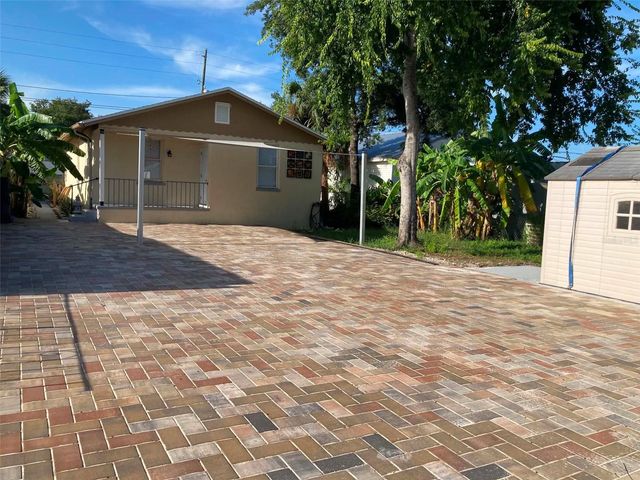 31 W OAKWOOD STREET 2, Tarpon Springs, FL 34689