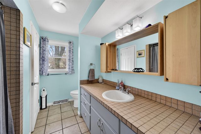 1277 Francis Avenue, Muskegon, MI 49442