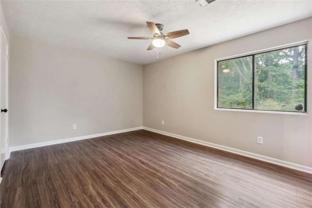 5017 Galbraith Circle, Stone Mountain, GA 30088