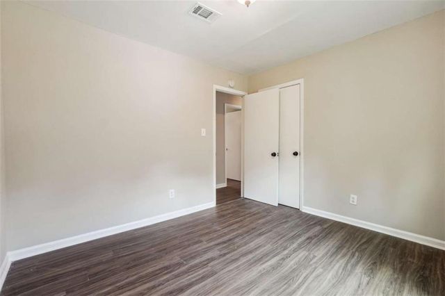 5017 Galbraith Circle, Stone Mountain, GA 30088