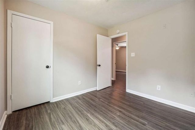 5017 Galbraith Circle, Stone Mountain, GA 30088