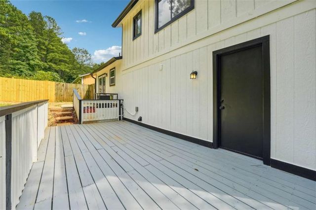 5017 Galbraith Circle, Stone Mountain, GA 30088
