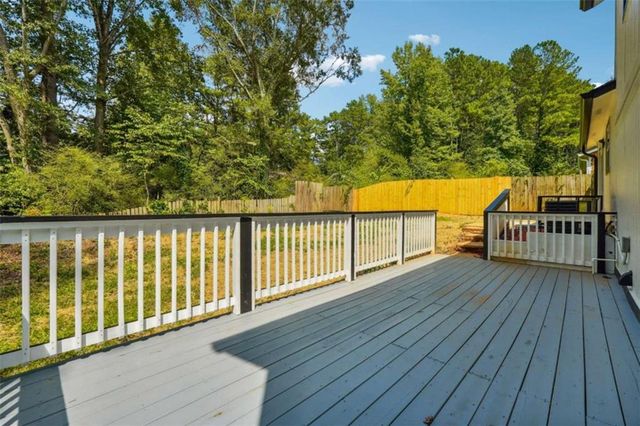 5017 Galbraith Circle, Stone Mountain, GA 30088