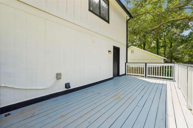 5017 Galbraith Circle, Stone Mountain, GA 30088