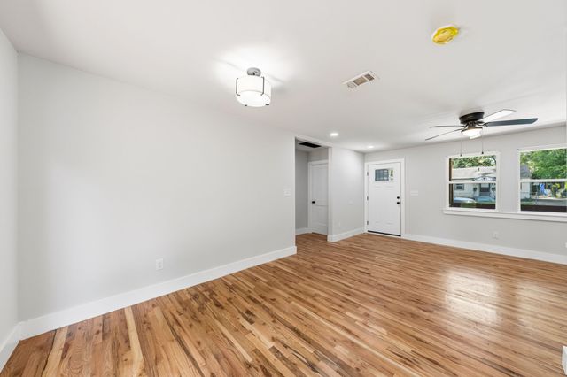 3523 Brandon Street, Dallas, TX 75211