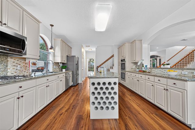 13011 Mossy Ridge Cove, Houston, TX 77041