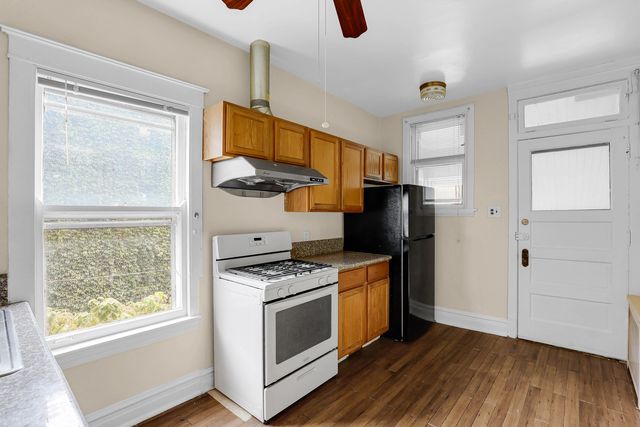 5814 N WINTHROP Avenue 2, Chicago, IL 60660