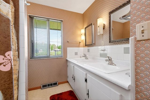 511 Dana Avenue, Wilmington, OH 45177