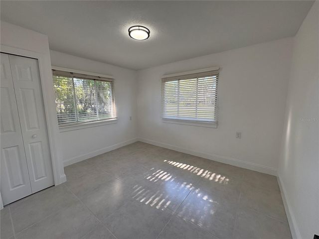 800 SAINT PETERSBURG DRIVE W, Oldsmar, FL 34677