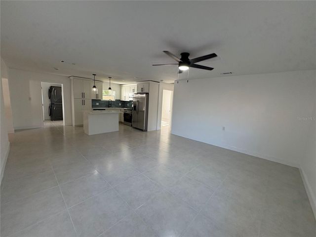 800 SAINT PETERSBURG DRIVE W, Oldsmar, FL 34677