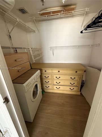 555 NE 15th St 420, Miami, FL 33132