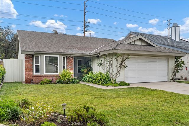 7608 E Woodsboro Avenue, Anaheim Hills, CA 92807