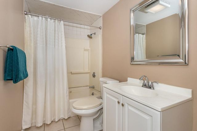 22 Middlesex Rd, Sharon, MA 02067