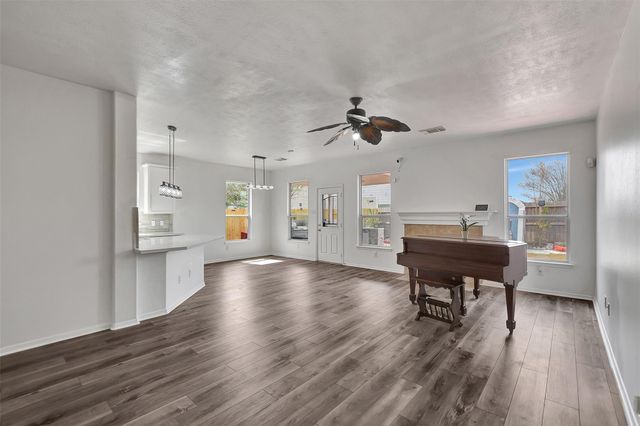 4907 Arbor Falls Lane, Houston, TX 77084