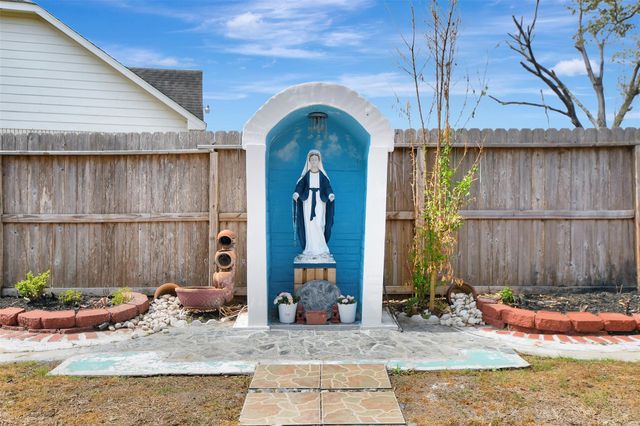 4907 Arbor Falls Lane, Houston, TX 77084