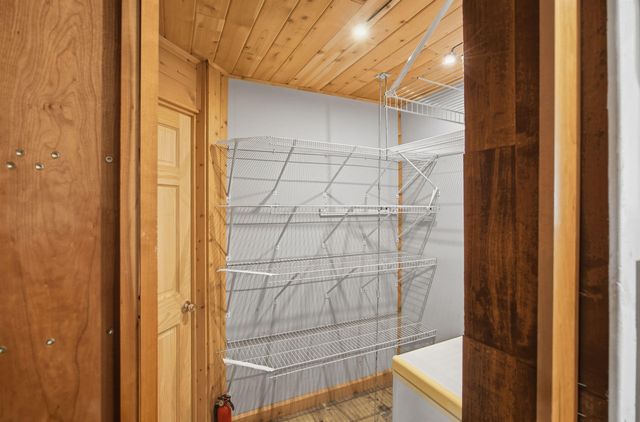 23 Old Bristol Road, New Hampton, NH 03256