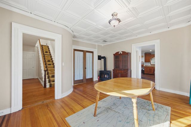 23 Old Bristol Road, New Hampton, NH 03256