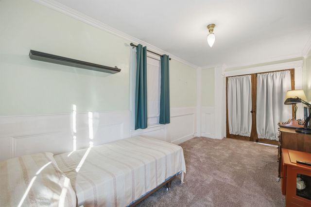 23 Old Bristol Road, New Hampton, NH 03256