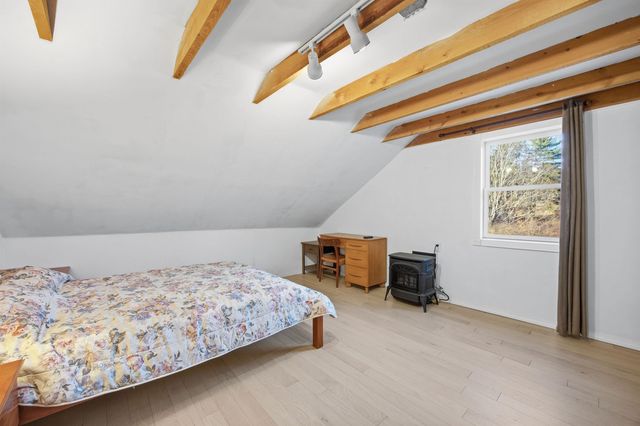 23 Old Bristol Road, New Hampton, NH 03256