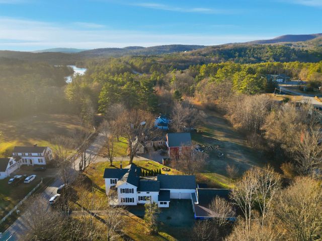 23 Old Bristol Road, New Hampton, NH 03256