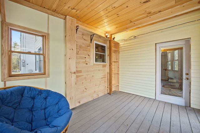 23 Old Bristol Road, New Hampton, NH 03256