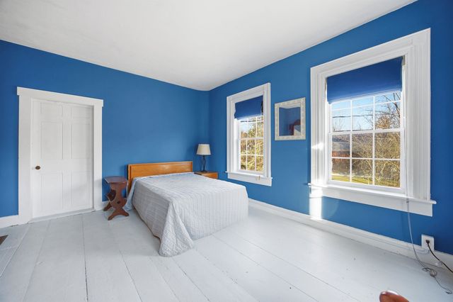 23 Old Bristol Road, New Hampton, NH 03256