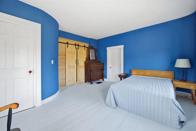 23 Old Bristol Road, New Hampton, NH 03256