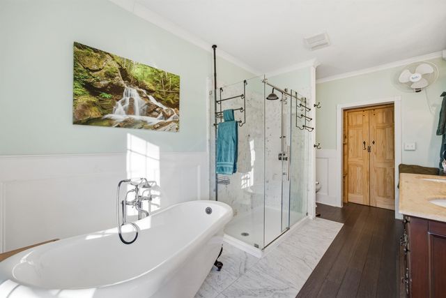 23 Old Bristol Road, New Hampton, NH 03256