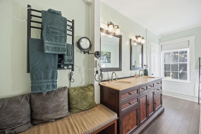 23 Old Bristol Road, New Hampton, NH 03256