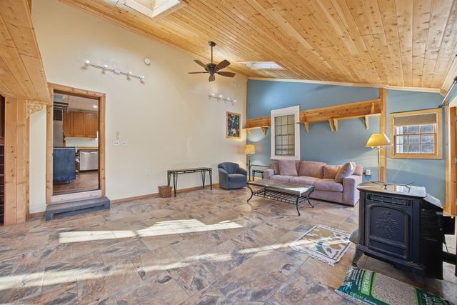 23 Old Bristol Road, New Hampton, NH 03256