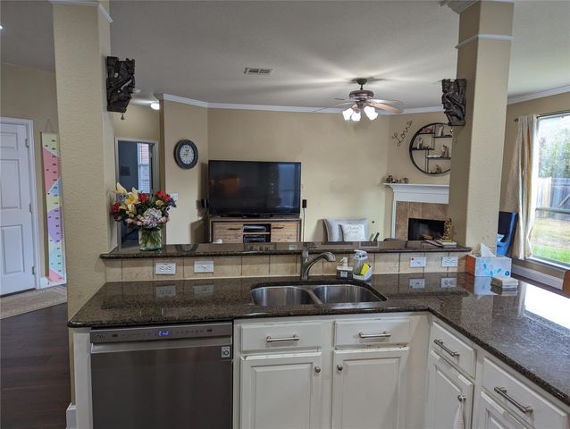 2537 Charolais CT, Round Rock, TX 78681